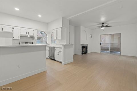 Photo of 2251 Wigwam Parkway #2116, Henderson, NV 89074 (MLS # 2725298)