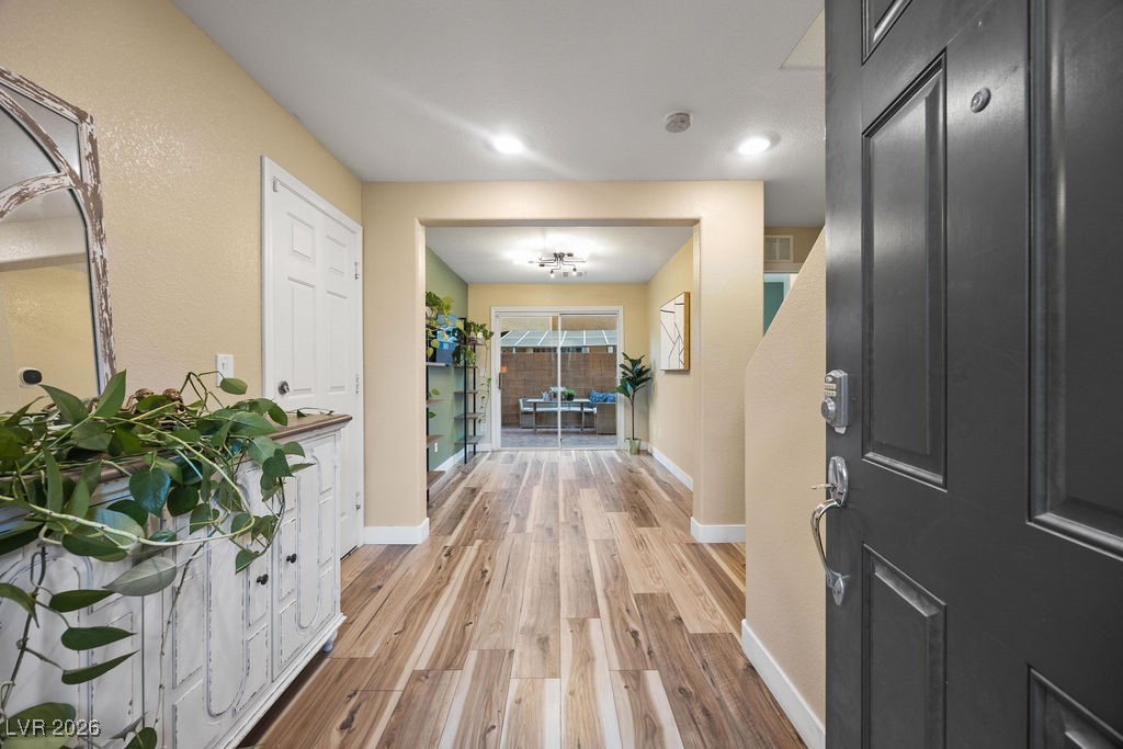 10423 Wildflower Gully Street