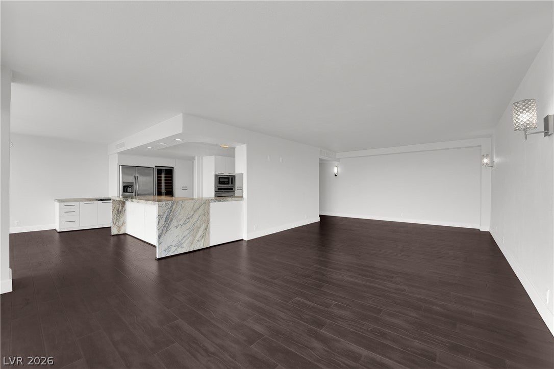 3111 Bel Air Drive 18F