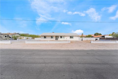 Homes For Sale - 1850 Pinto Road<br/> Henderson, NV 89002
