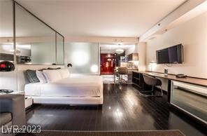 4381 W Flamingo Road 2405