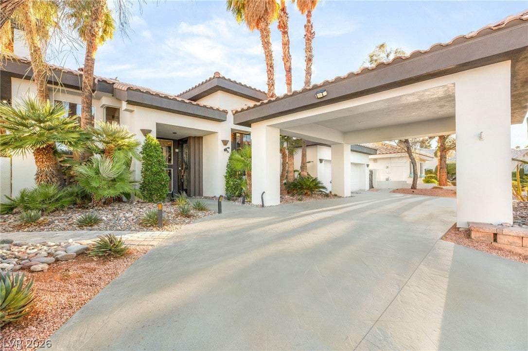 8001 Ryans Reef Lane