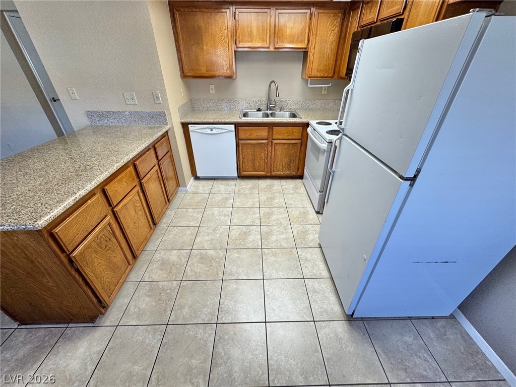 2708 Beaver Creek Court 102