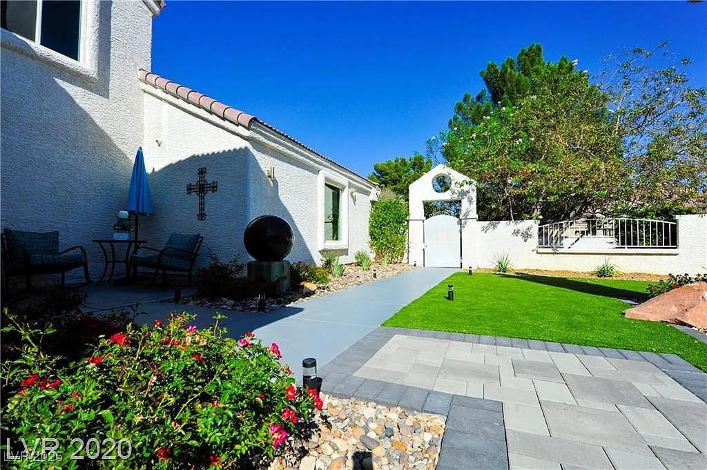 7200 Painted Shadows Way