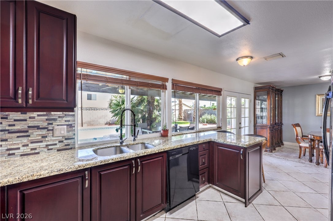 4816 Castle Rock Court