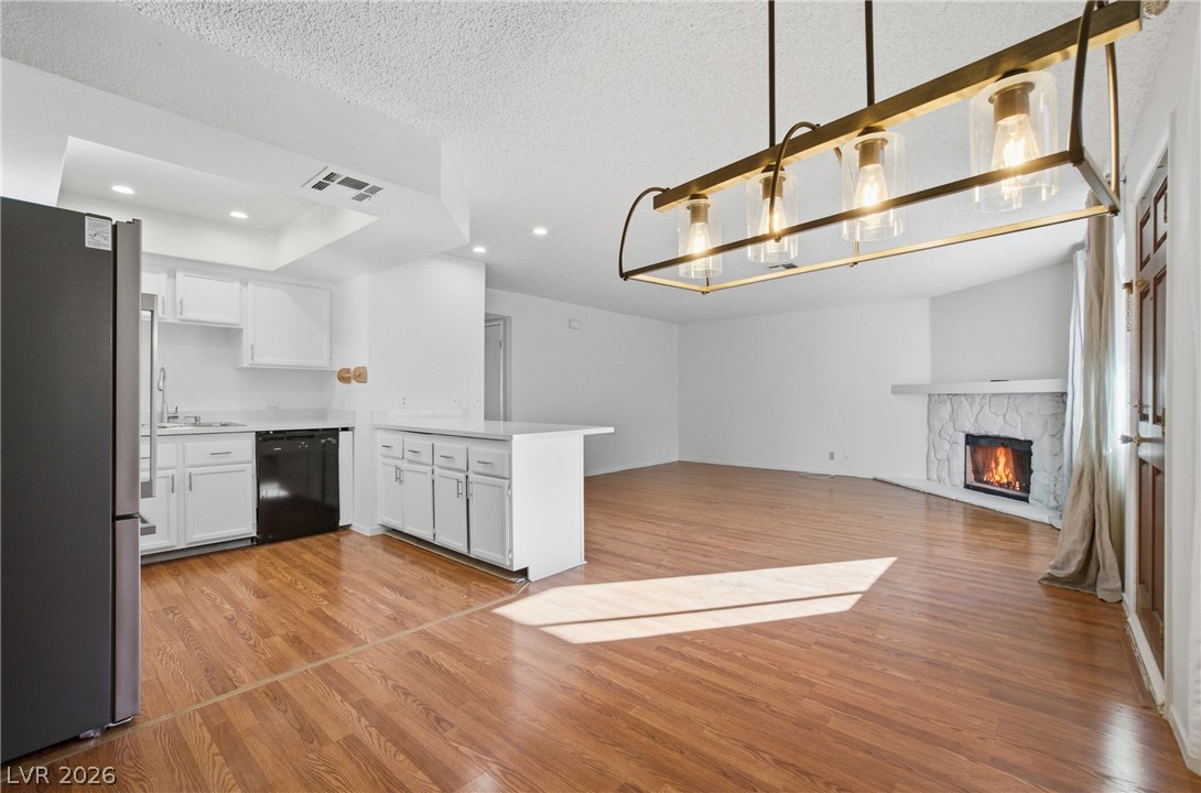 Photo 1 of 19 — 945 Falconhead Lane 201, Las Vegas, NV 89128