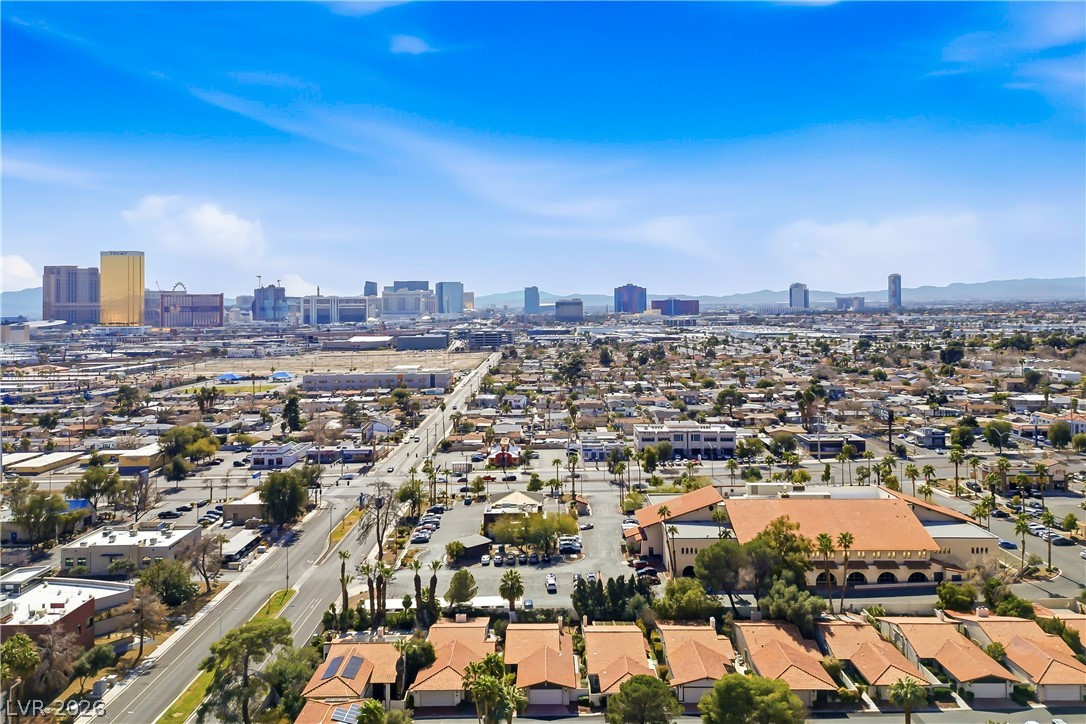 Properties 4 3009 Plaza De Rosa