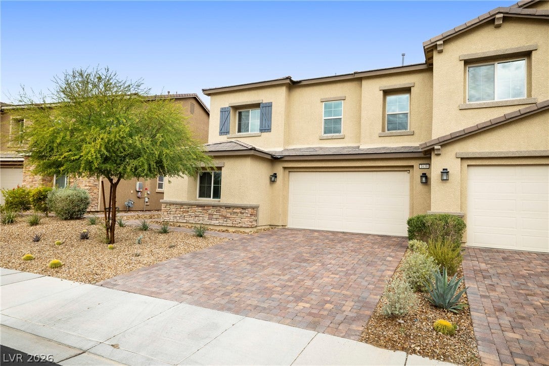 1638 Dire Wolf Avenue
