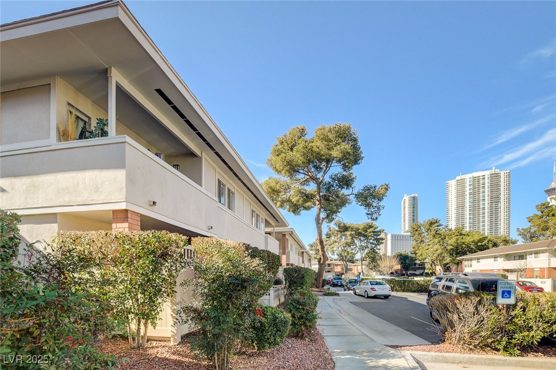 2879 Geary Place 2815