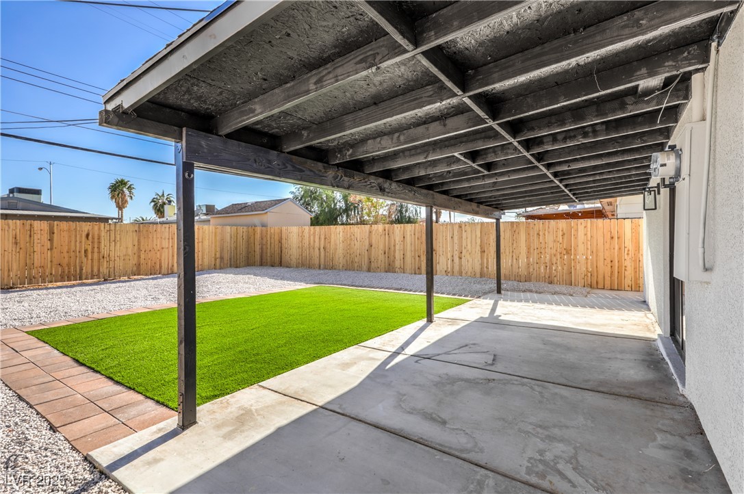 333 Rossmoyne Avenue, North Las Vegas, Nevada image 40