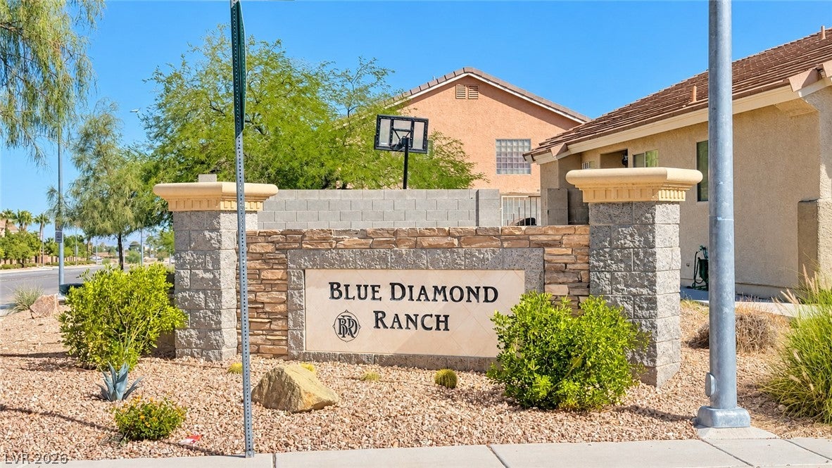 4582 Ordway Drive