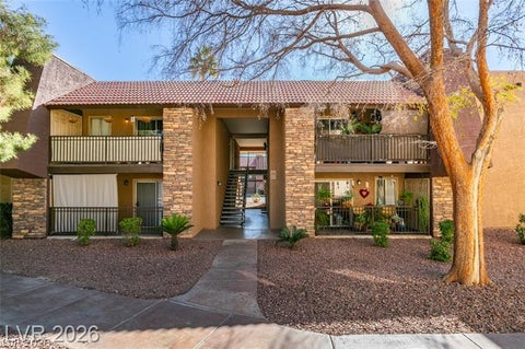 Condo For Rent - 5260 River Glen Drive #268<br/> Clark County, Las Vegas, NV 89103