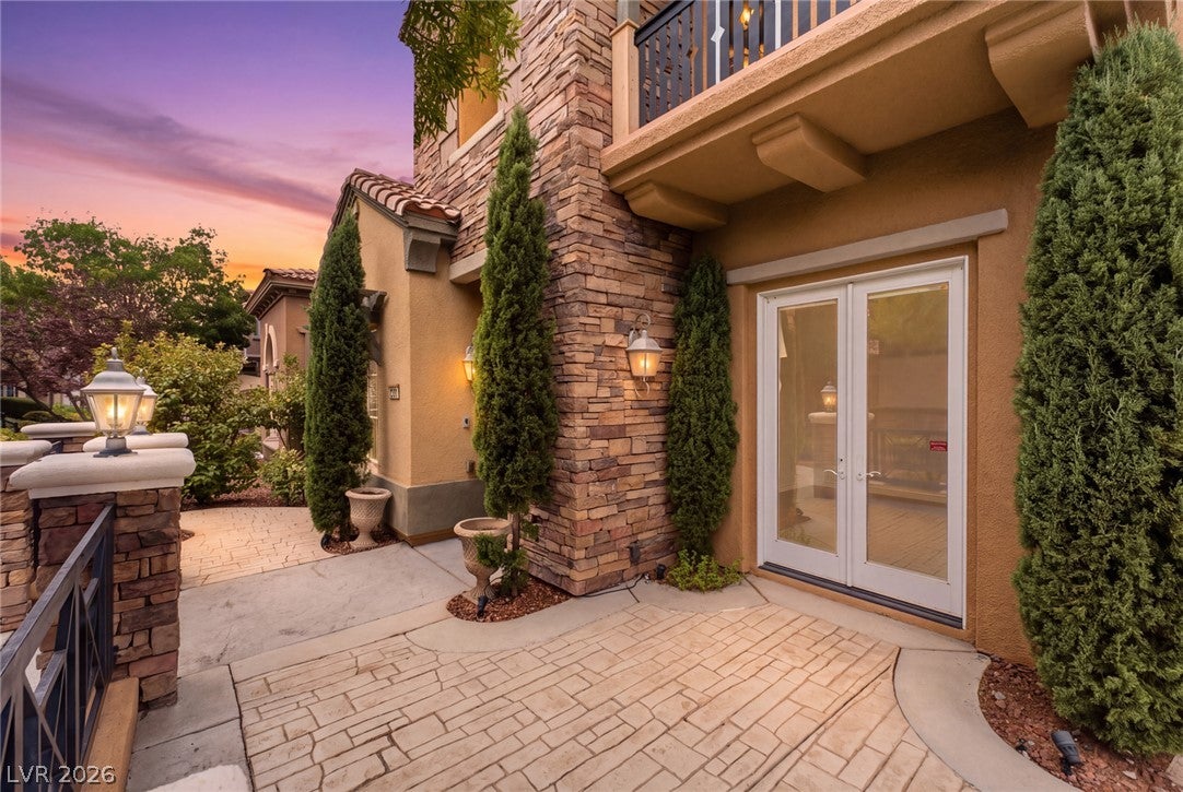 2450 Granada Bluff Court