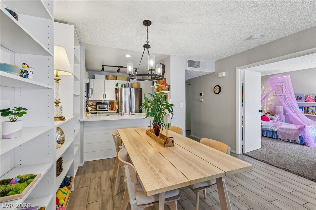 5574 Orchard Lane 5574