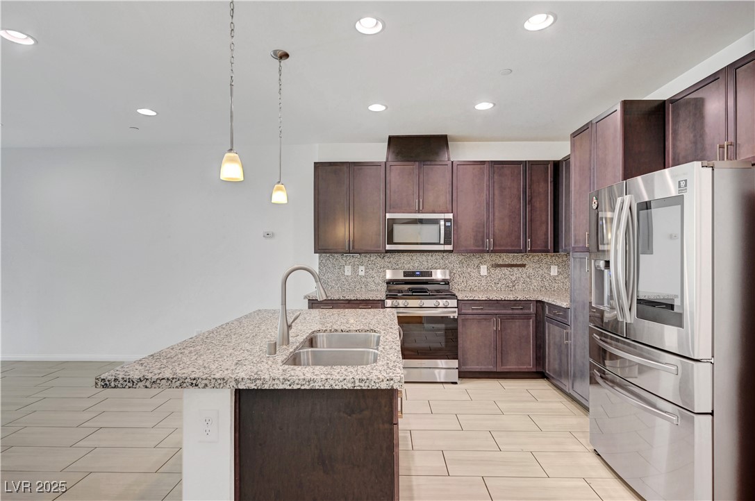 985 Via Lombardi Avenue, Henderson, Nevada image 12