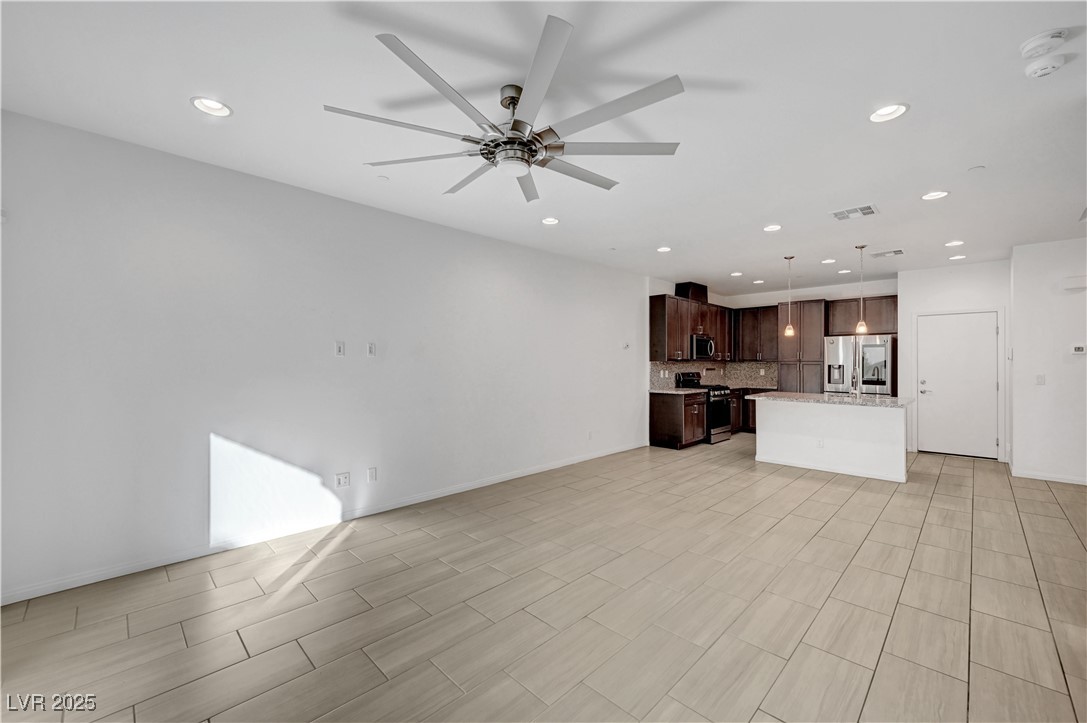 985 Via Lombardi Avenue, Henderson, Nevada image 5