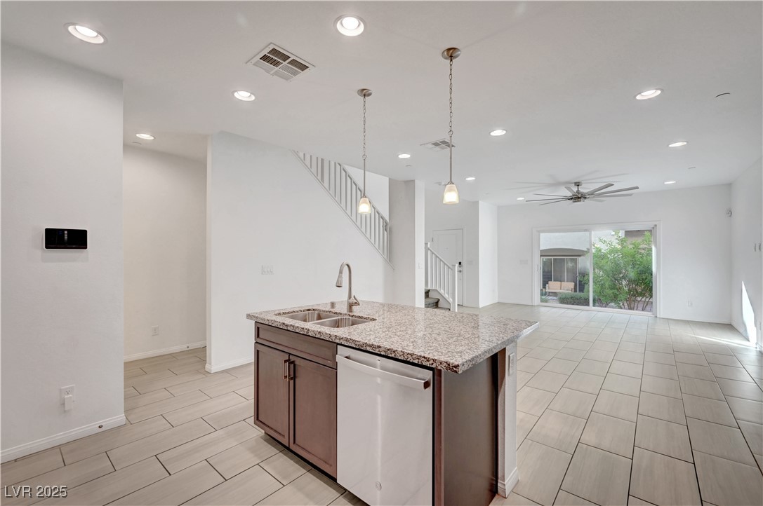 985 Via Lombardi Avenue, Henderson, Nevada image 9