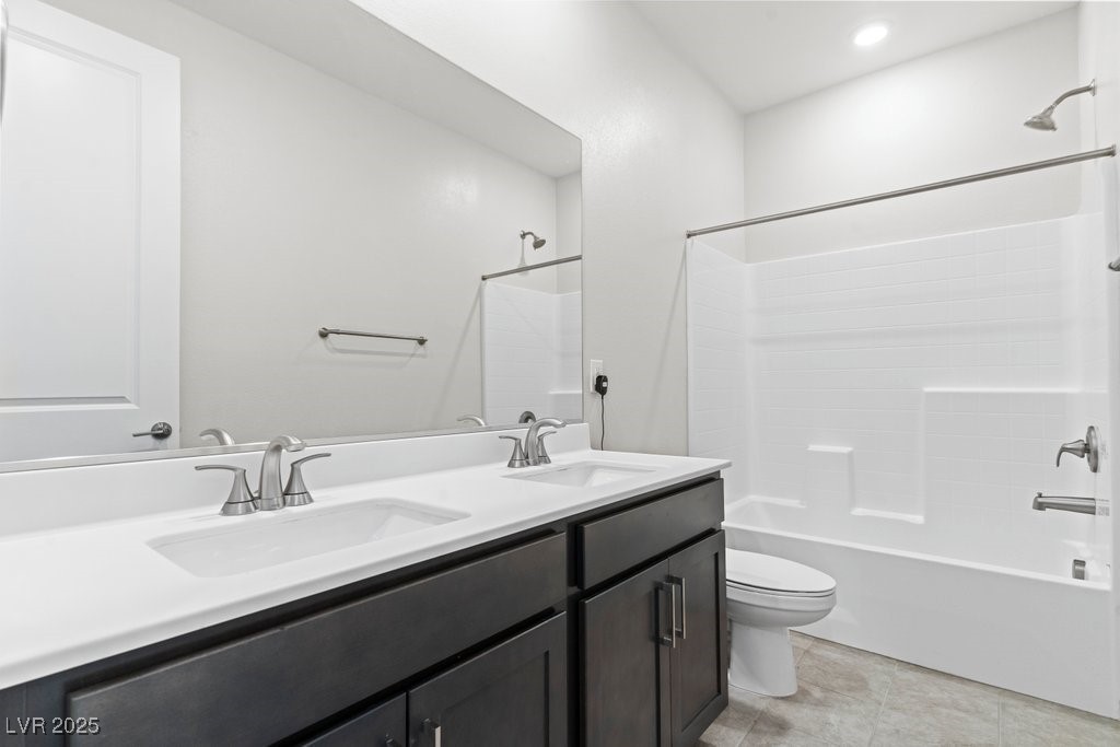 127 Medianoche Street, Las Vegas, Nevada image 38