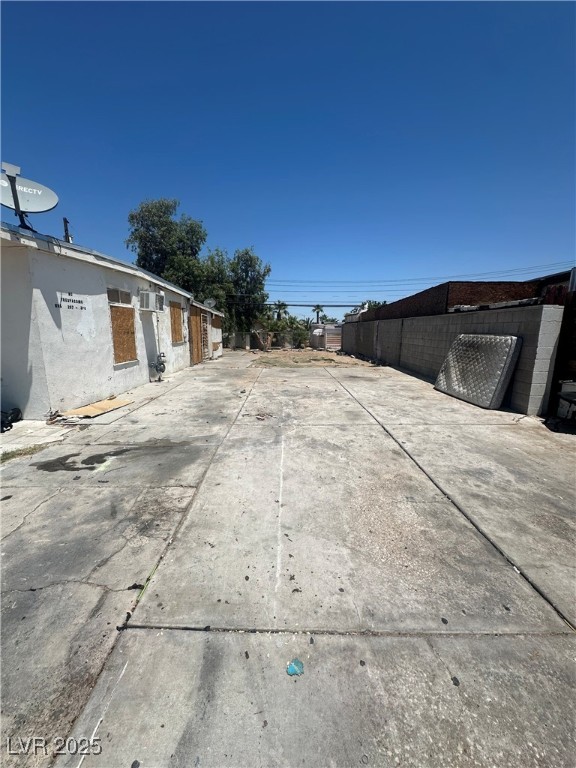 2105 E Saint Louis Avenue