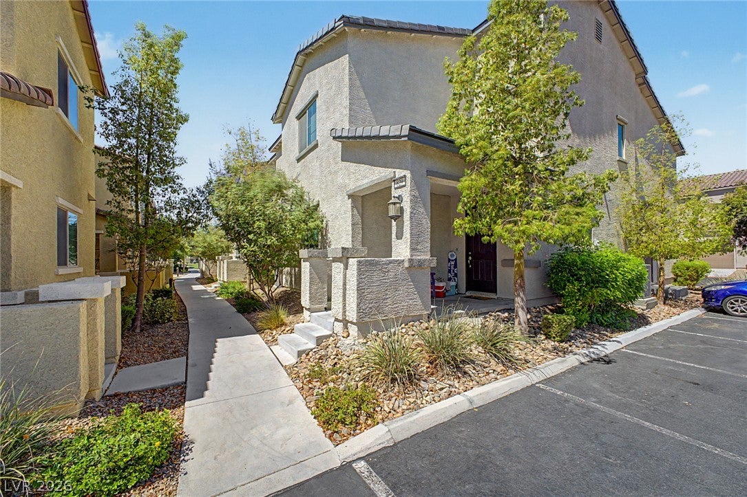825 Star Estates Avenue