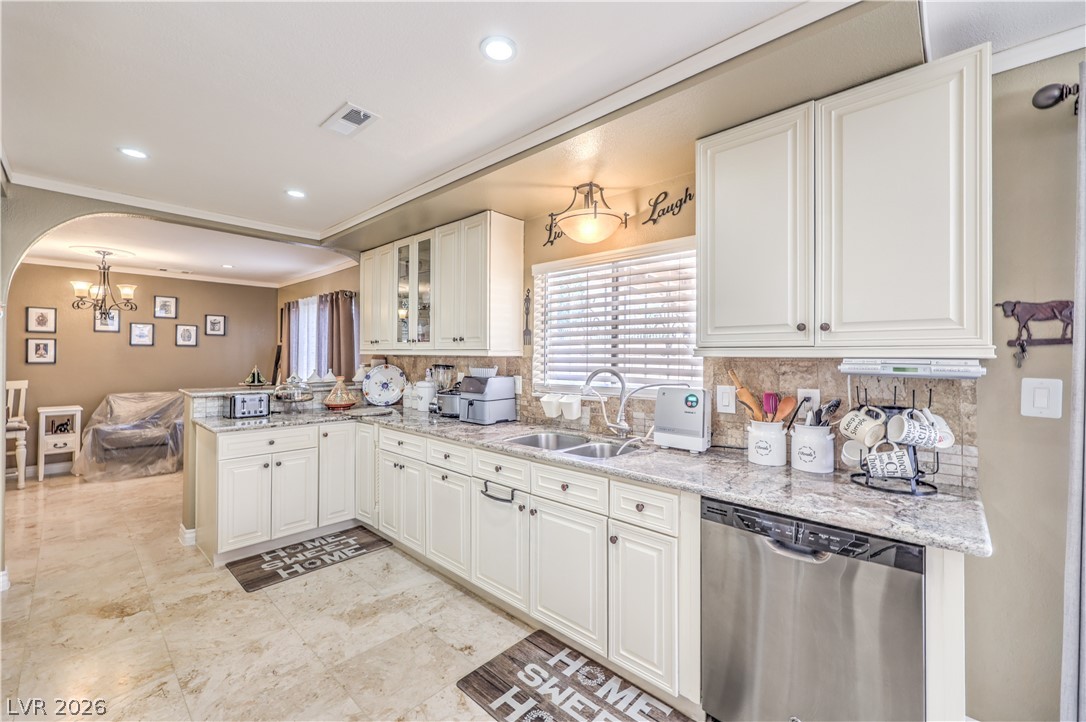 3352 Bridgeport Drive