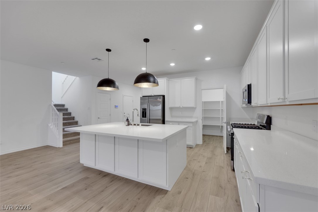 3544 Luciana Glen Avenue