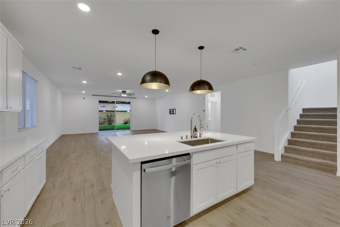 3544 Luciana Glen Avenue