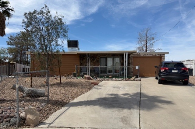 5118 E Harmon Avenue