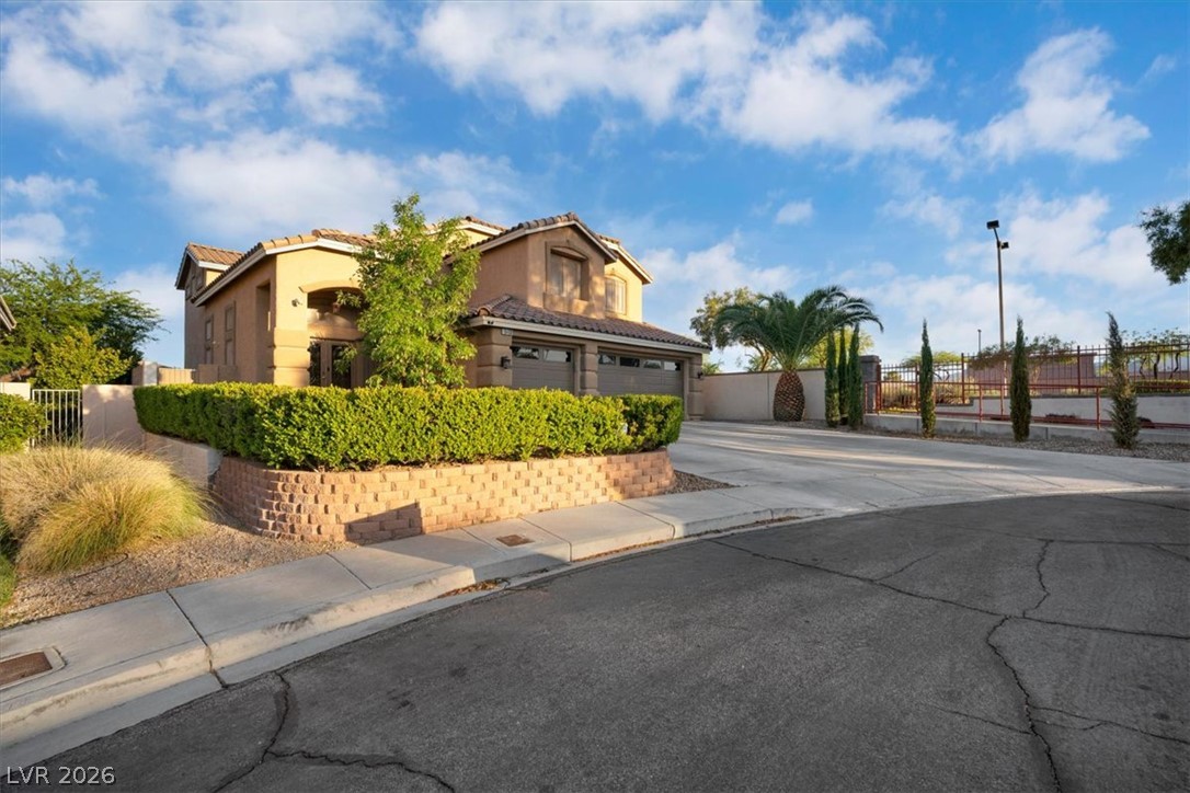10453 Niagara Falls Lane