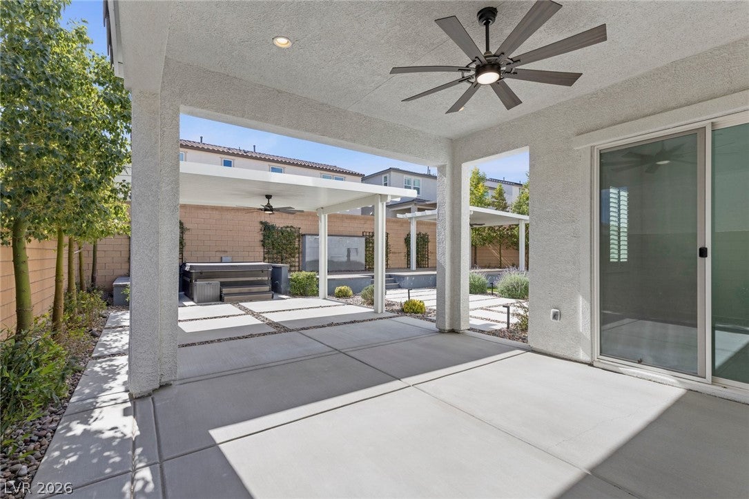 10167 Bismarck Palms Avenue