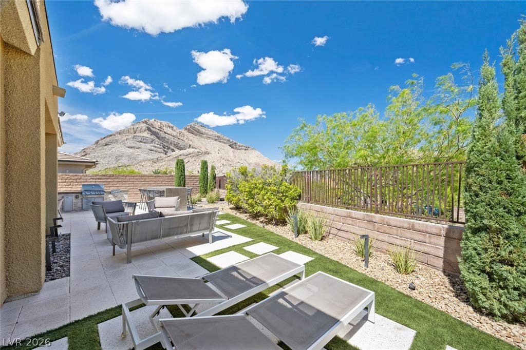 Photo of 3060 Full Lotus Drive, Las Vegas, NV 89138 (MLS # 2801282)