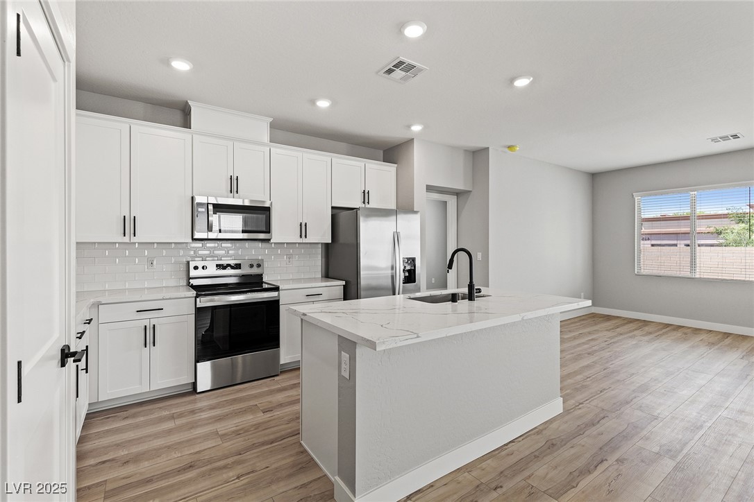 3225 Lahontan Street