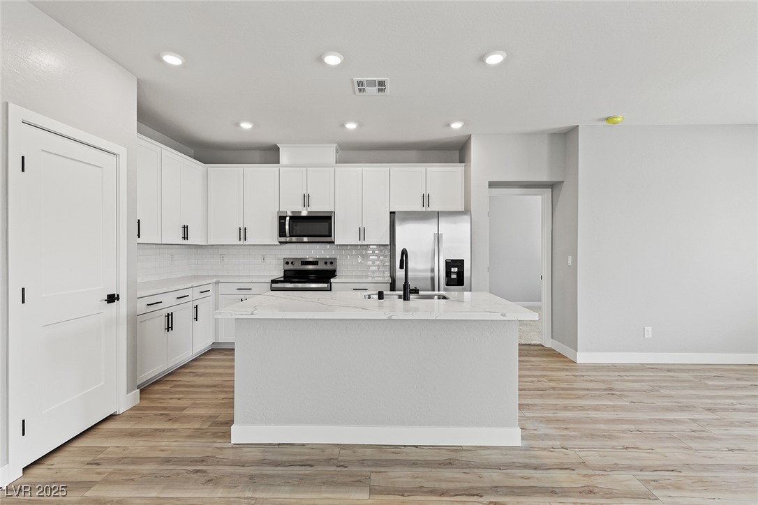 3225 Lahontan Street