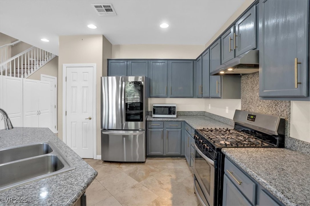 5304 Luna Bonita Street