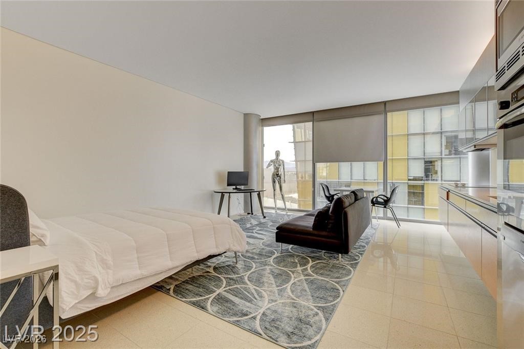 3722 Las Vegas Boulevard 1010