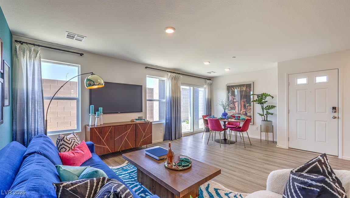 2537 Carlotta Garden Avenue 28