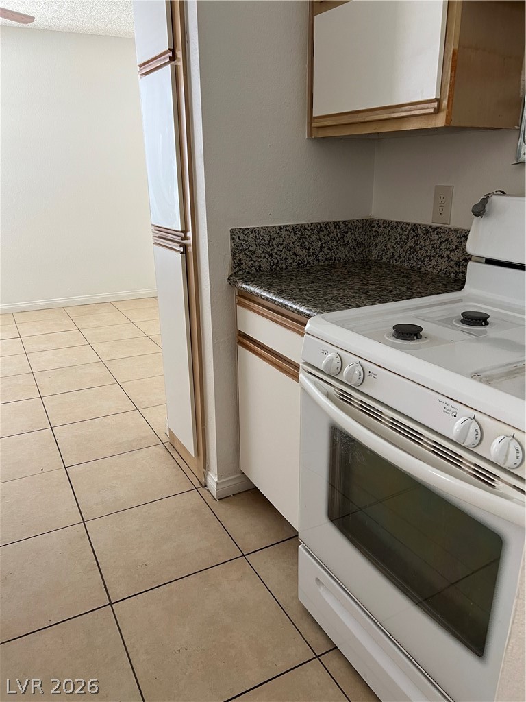 2200 S Fort Apache Road 2226