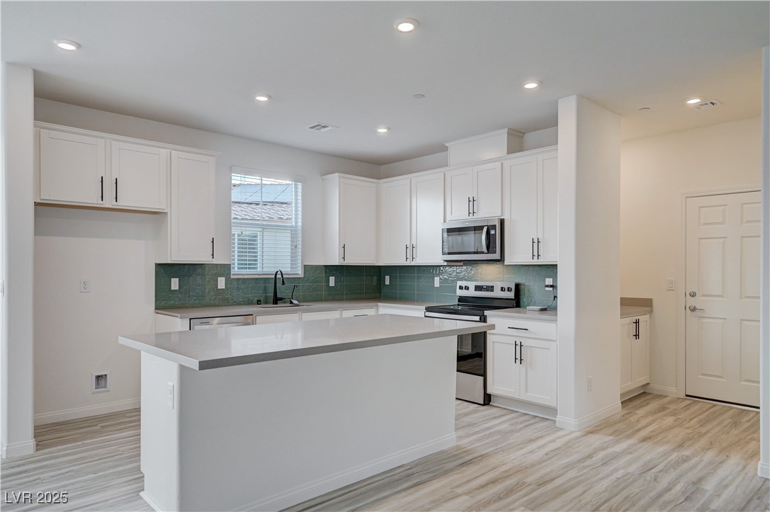 2571 Regency Cove Court