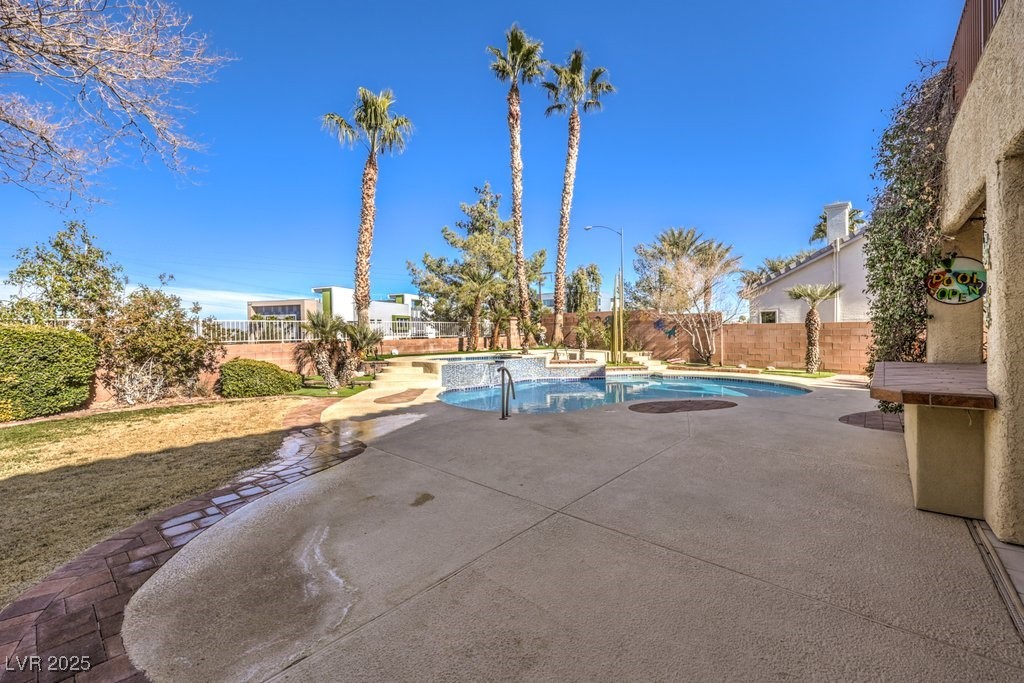 686 Kentons Run Avenue, Henderson, Nevada image 36