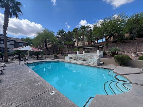 231 W Horizon Ridge Parkway 317 Henderson NV 89012