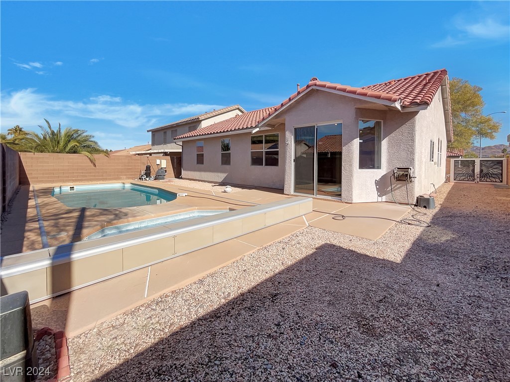 771 Thorton Beach Street, Henderson, Nevada image 9