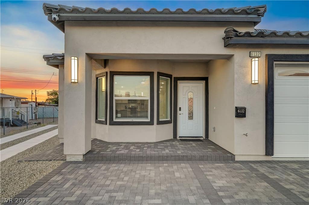 Photo of 6132 Glacier Avenue, Las Vegas, NV 89156 (MLS # 2792934)