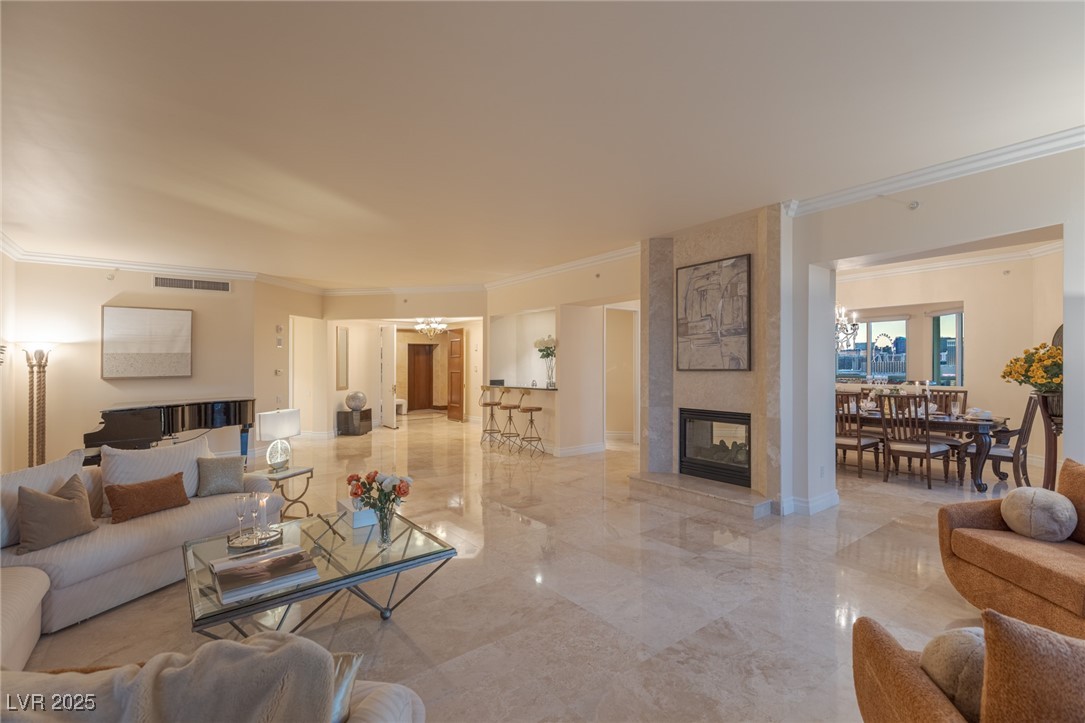 Properties 1 2857 Paradise Road 2204