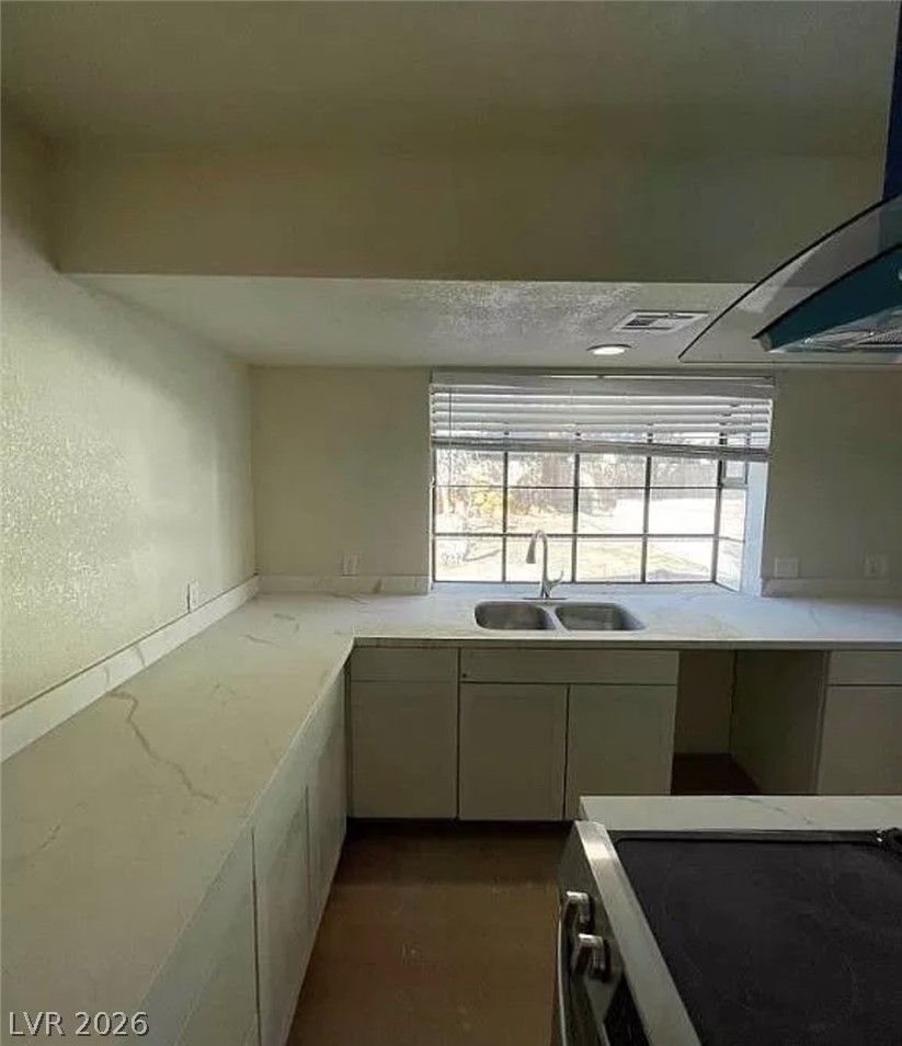 7664 Angel Crest Circle