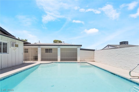 Tiny photo for 39 Lowery Street, Henderson, NV 89015 (MLS # 2795635)