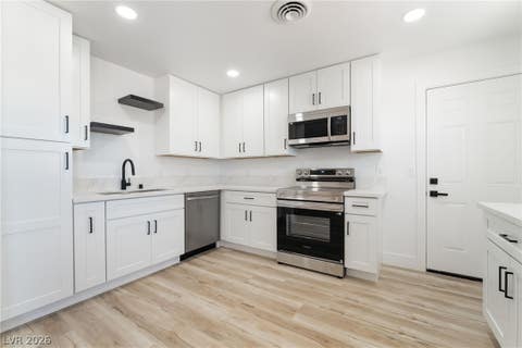 Tiny photo for 39 Lowery Street, Henderson, NV 89015 (MLS # 2795635)