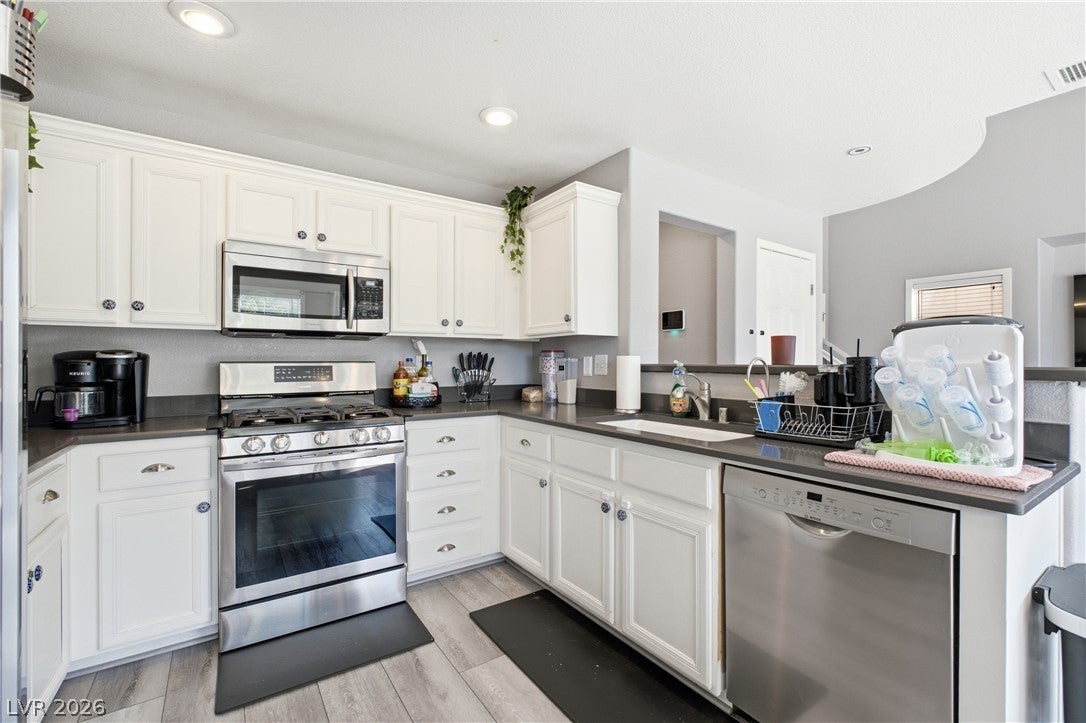 9144 Starling Wing Place