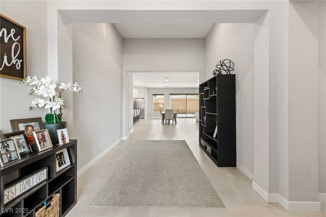 Las Vegas, Nevada 89143, United States, 4 Bedrooms Bedrooms, ,4 BathroomsBathrooms,Residential,Active,91327