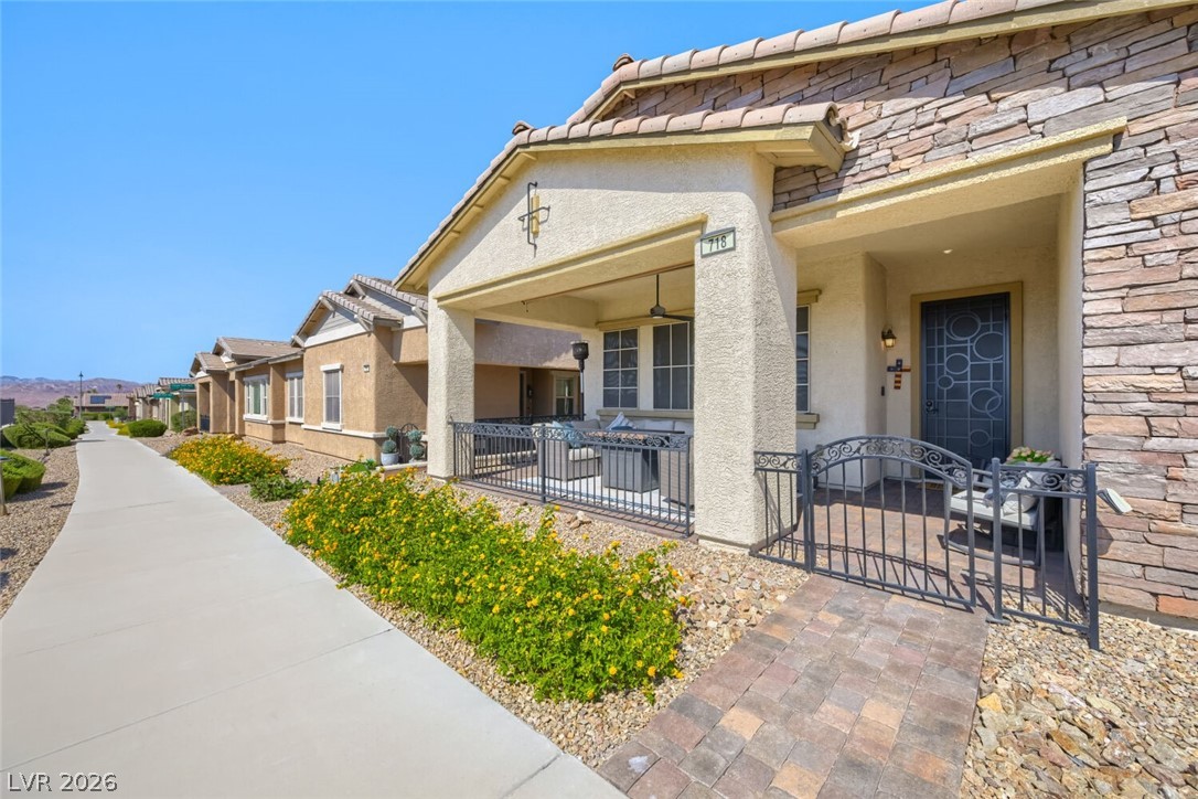 718 Purple Knoll Walk