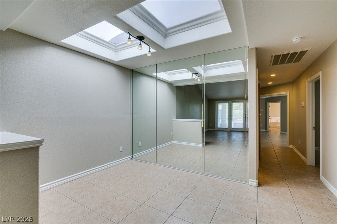 3043 Bel Air Drive